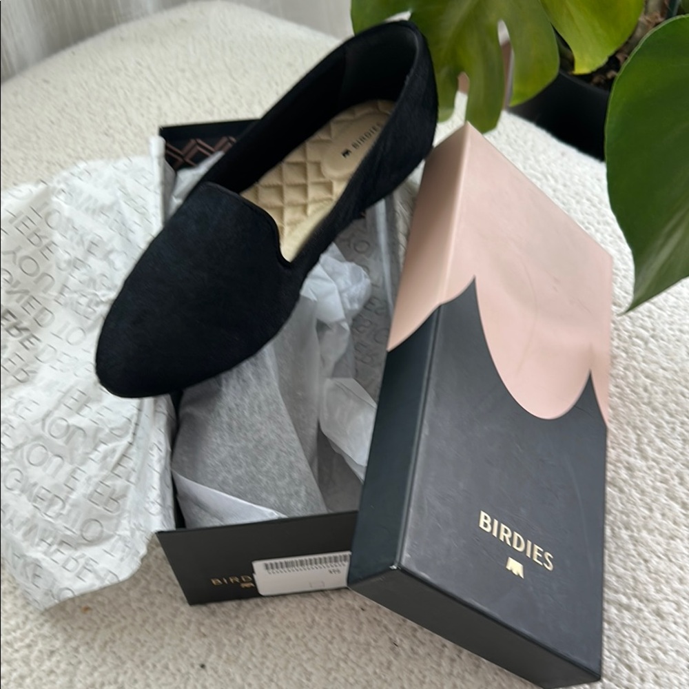 New in box. Birdies Women’s ‘The Starling’ loafer in black calf hair. Size 9.5.